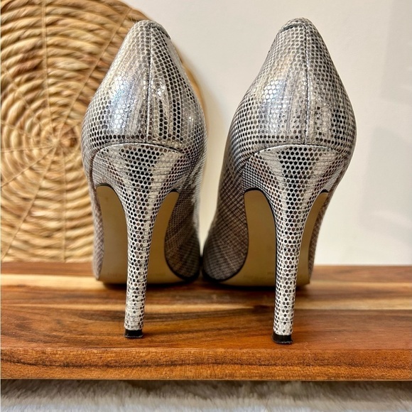 Enzo Angiolini Eamerryann Silver/Gold Peep Toe Size 7.5 - Picture 11 of 13